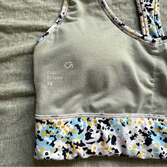 Sz XS Gap Fit Activewear Sportsbra Blue and Yellow Paisley Print - Picture 3 of 6